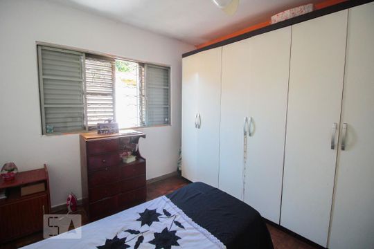 Quarto 1 de casa à venda com 2 quartos, 69m² em Vila Carmosina, São Paulo