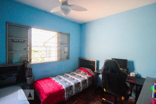 Quarto 2 de casa à venda com 2 quartos, 69m² em Vila Carmosina, São Paulo