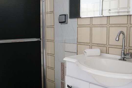 Banheiro de casa para alugar com 1 quarto, 55m² em Casa Verde, São Paulo