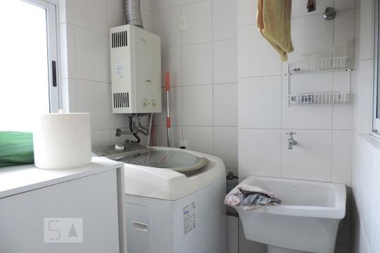 Area de Serviço de apartamento para alugar com 3 quartos, 130m² em Córrego Grande, Florianópolis