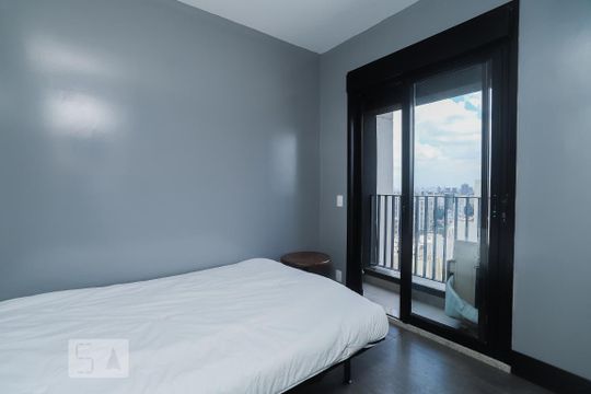Quarto 1 de apartamento para alugar com 2 quartos, 64m² em Perdizes, São Paulo
