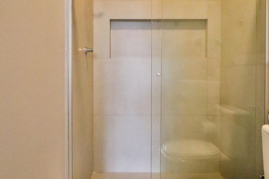Banheiro da Suíte de apartamento para alugar com 1 quarto, 40m² em Funcionários, Belo Horizonte