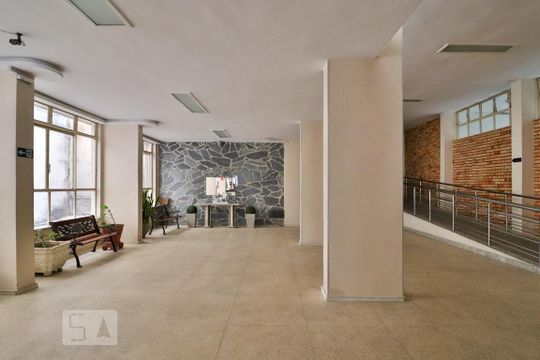 Hall de Entrada de apartamento para alugar com 1 quarto, 40m² em Funcionários, Belo Horizonte