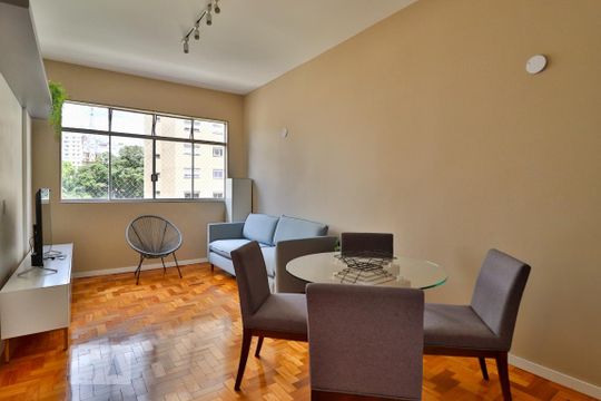 Apartamento para alugar com 1 quarto, 40m² em Funcionários, Belo Horizonte