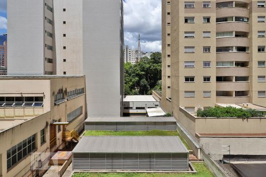 Vista da Sala de apartamento para alugar com 1 quarto, 40m² em Funcionários, Belo Horizonte