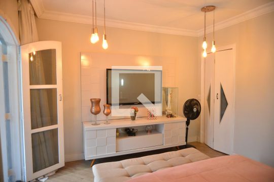 Suite 3 de casa à venda com 3 quartos, 390m² em Parque João Ramalho, Santo André