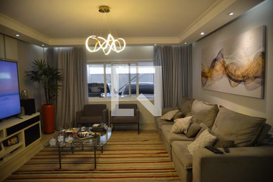 Sala de casa à venda com 3 quartos, 390m² em Parque João Ramalho, Santo André