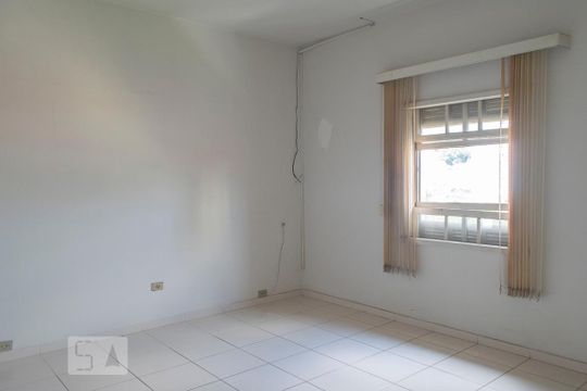Casa para alugar com 5 quartos, 460m² em Vila Aurora (zona Norte), São Paulo