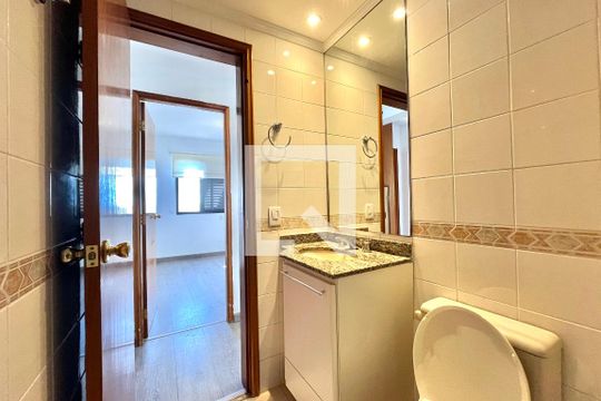Banheiro Corredor de apartamento para alugar com 3 quartos, 94m² em Vila da Saúde, São Paulo