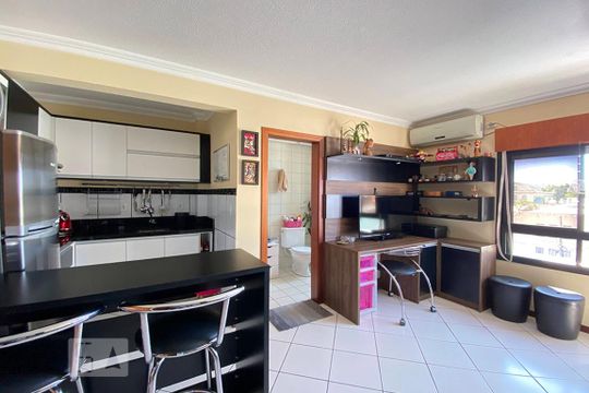 Sala/Quarto de kitnet/studio para alugar com 1 quarto, 36m² em Centro, São Leopoldo