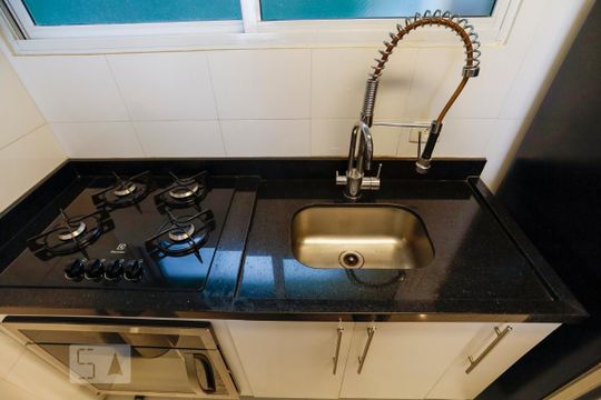 Pia de apartamento para alugar com 2 quartos, 87m² em Cerqueira César, São Paulo