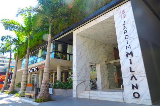 Fachada de apartamento para alugar com 1 quarto, 60m² em Centro, Florianópolis