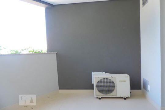 Sala - Sacada de apartamento para alugar com 1 quarto, 60m² em Centro, Florianópolis