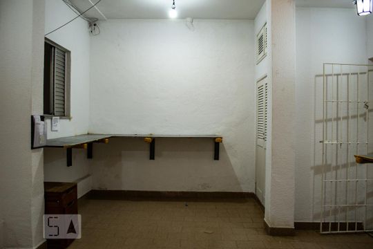 Área de Serviço de casa à venda com 4 quartos, 193m² em Vila Sao Paulo, São Paulo