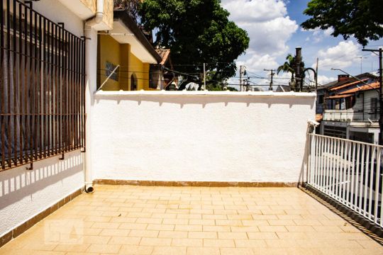 Área Externa de casa à venda com 4 quartos, 193m² em Vila Sao Paulo, São Paulo