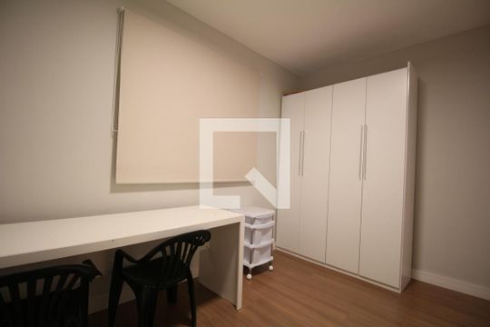 Quarto 1 de apartamento para alugar com 3 quartos, 73m² em Vila Andrade, São Paulo