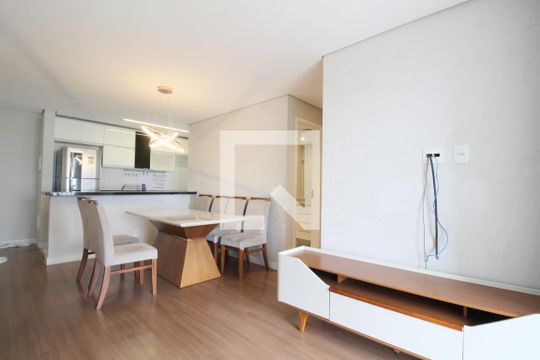 Sala de apartamento para alugar com 3 quartos, 73m² em Vila Andrade, São Paulo