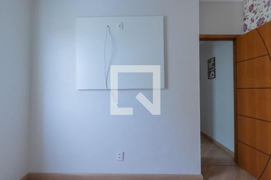 Quarto 2  de apartamento para alugar com 2 quartos, 48m² em Jardim Ismênia, São José dos Campos