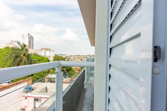 Sacada de casa de condomínio para alugar com 2 quartos, 79m² em Jaguaribe, Osasco
