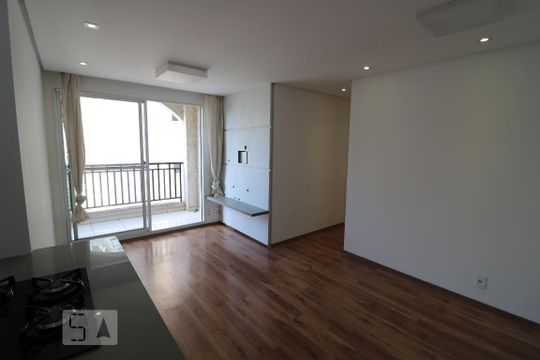 Sala de apartamento à venda com 3 quartos, 67m² em Sítio da Figueira, São Paulo