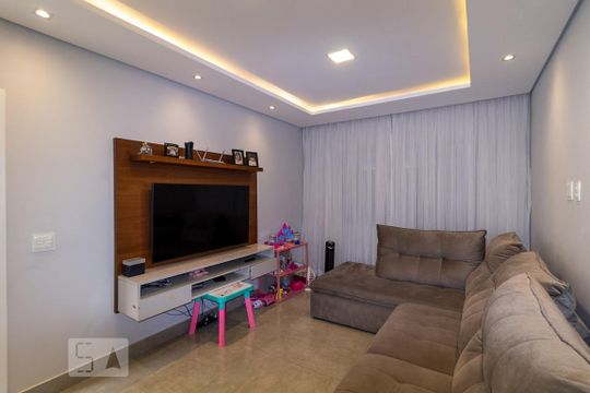 Sala de casa à venda com 4 quartos, 250m² em Jardim Piqueroby, São Paulo