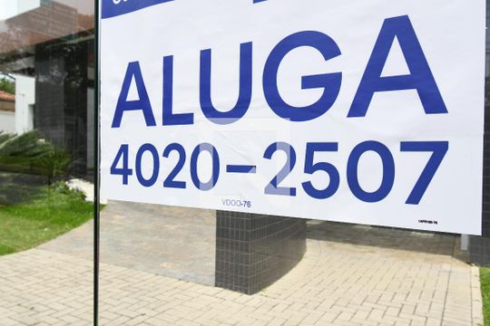 Placa de apartamento para alugar com 3 quartos, 100m² em Alto da Rua Xv, Curitiba