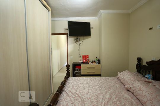 Suíte de casa à venda com 3 quartos, 150m² em Parque Boturussu, São Paulo