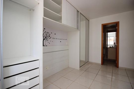 Quarto Suíte de apartamento à venda com 2 quartos, 60m² em Lote 18 Águas Claras, Brasília