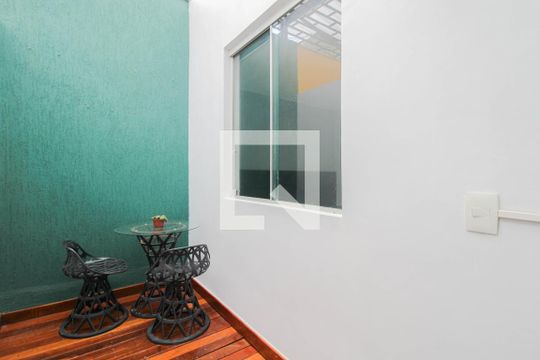 Varanda de kitnet/studio para alugar com 1 quarto, 31m² em Asa Norte, Brasília