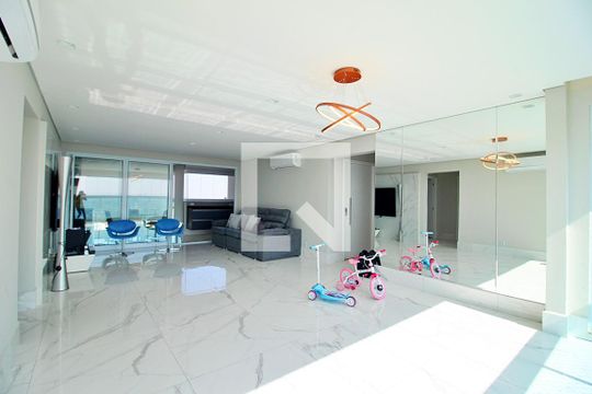 Sala de apartamento para alugar com 3 quartos, 180m² em Campestre, Santo André