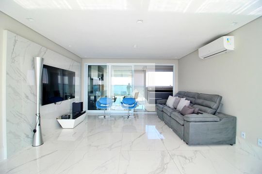 Sala de apartamento para alugar com 3 quartos, 180m² em Campestre, Santo André