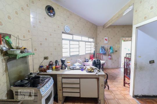 Cozinha de casa à venda com 6 quartos, 330m² em Jardim Ester Yolanda, São Paulo