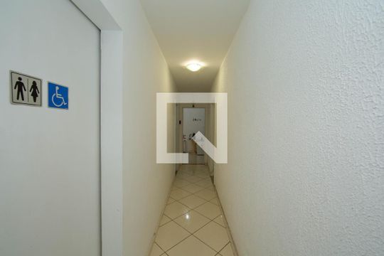 Corredor de casa à venda com 5 quartos, 300m² em Prado, Belo Horizonte
