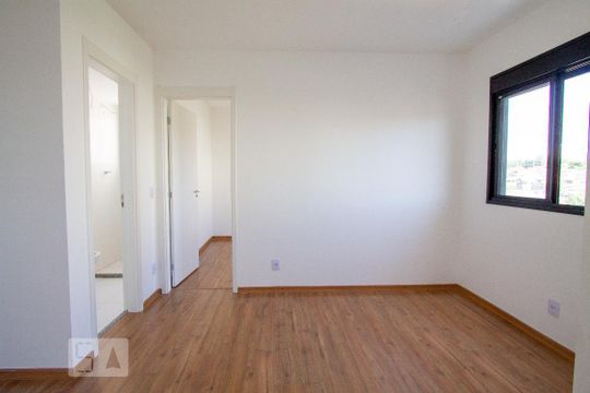 Sala de apartamento para alugar com 2 quartos, 57m² em Padroeira, Osasco