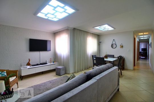 Apartamento à venda com 3 quartos, 180m² em Vila Eldizia, Santo André