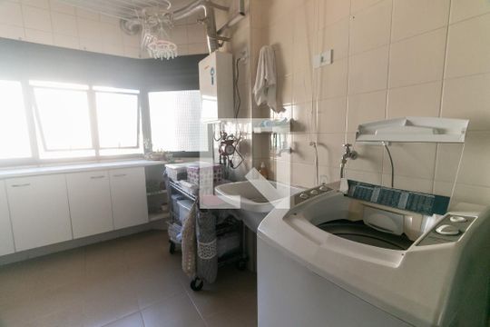 Area de Serviços de apartamento à venda com 3 quartos, 258m² em Chácara Inglesa, São Paulo