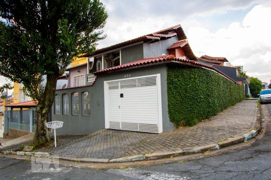 Fachada de casa à venda com 3 quartos, 258m² em Parque Erasmo Assunção, Santo André