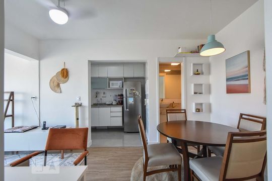 Sala de Jantar de apartamento para alugar com 1 quarto, 50m² em Jardim Aeroporto, São Paulo