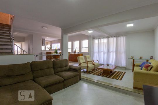 Casa à venda com 4 quartos, 395m² em Chora Menino, São Paulo