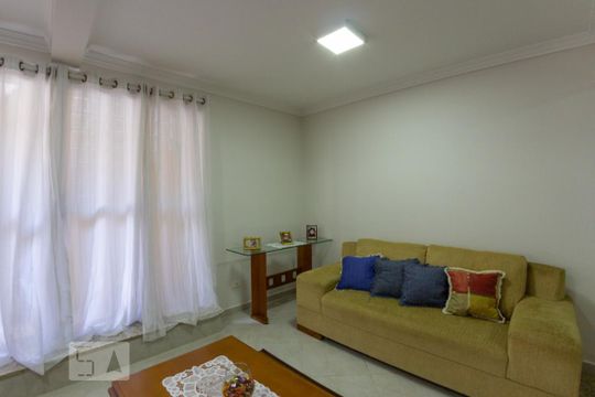 Sala de estar de casa à venda com 4 quartos, 395m² em Chora Menino, São Paulo