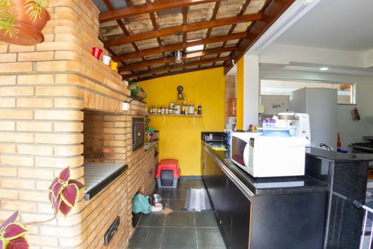 Área comum - Churrasqueira de casa à venda com 4 quartos, 395m² em Chora Menino, São Paulo