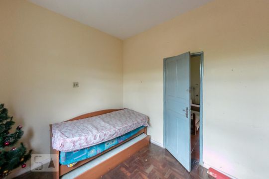 Quarto 2 de casa à venda com 4 quartos, 425m² em Glória, Belo Horizonte