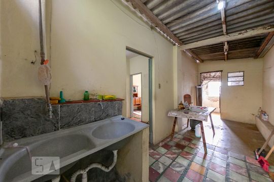 Área de Serviço de casa à venda com 4 quartos, 425m² em Glória, Belo Horizonte