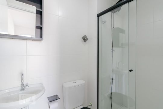 Banheiro de apartamento à venda com 1 quarto, 29m² em Jardim da Glória, São Paulo
