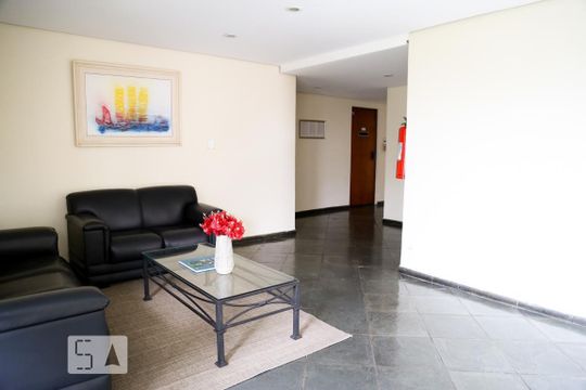 Hall de Entrada de apartamento à venda com 3 quartos, 125m² em Vila Fachini, São Paulo