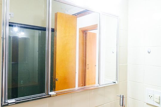 Banheiro Social de apartamento à venda com 3 quartos, 125m² em Vila Fachini, São Paulo