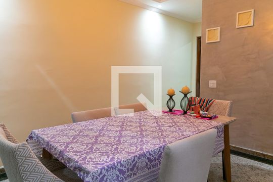 Sala de casa à venda com 3 quartos, 175m² em Jardim Sao Judas Tadeu, Guarulhos