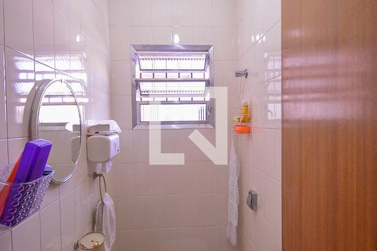 Lavabo de casa à venda com 3 quartos, 198m² em Vila Nair, São Paulo