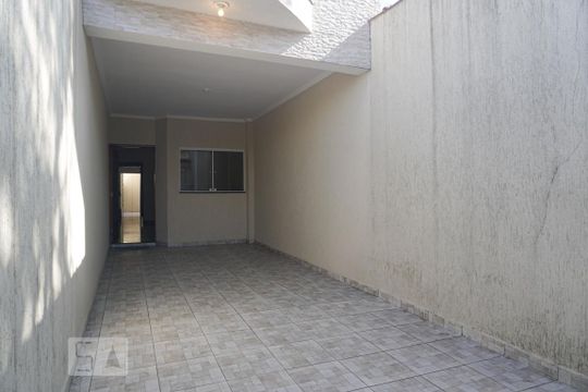 Garagem de casa para alugar com 3 quartos, 140m² em Vila Frugoli, São Paulo