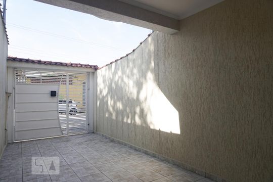 Garagem de casa para alugar com 3 quartos, 140m² em Vila Frugoli, São Paulo